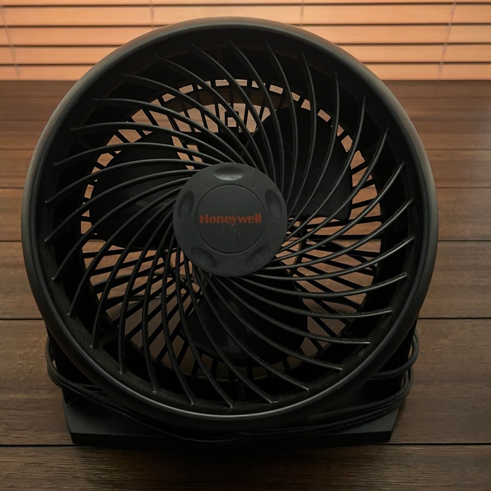 Honeywell Turbo Cool Fan